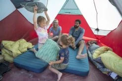 Therm-A-Rest MondoKing 3D 11.0 L Zelfopblazende Slaapmat 23 Therm-A-Rest MondoKing 3D 11.0 L Zelfopblazende Slaapmat -Buitenwinkel 1267 1900 2022 thermarest summer mtcamp hage 1792