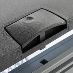 Dometic CoolFreeze CDF 18 Autokoelbox - 18L 11 Dometic CoolFreeze CDF 18 Autokoelbox - 18L -Buitenwinkel 900 900 900 900 dometic coolfreeze cdf 18 3