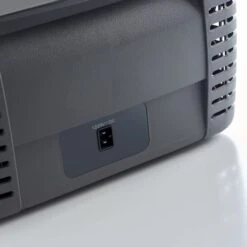 Dometic CoolFreeze CDF 36 Autokoelbox - 31 Liter 11 Dometic CoolFreeze CDF 36 Autokoelbox - 31 Liter -Buitenwinkel 900 900 cdf36 9105303458 d400