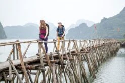 Osprey Farpoint Backpack - 70 Liter - Zwart -Buitenwinkel osprey farpointfairview 1 1