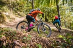 Osprey Syncro Daypack - 20 Liter - Zwart -Buitenwinkel osprey syncrosylva 1 1